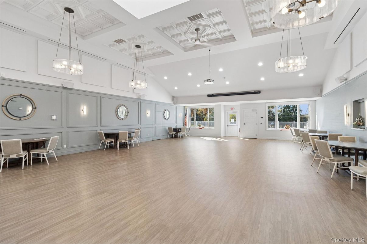 Chandelier, Dining room, Interior, Pendant Lights, Recessed Lighting, Wood Texture Flooring