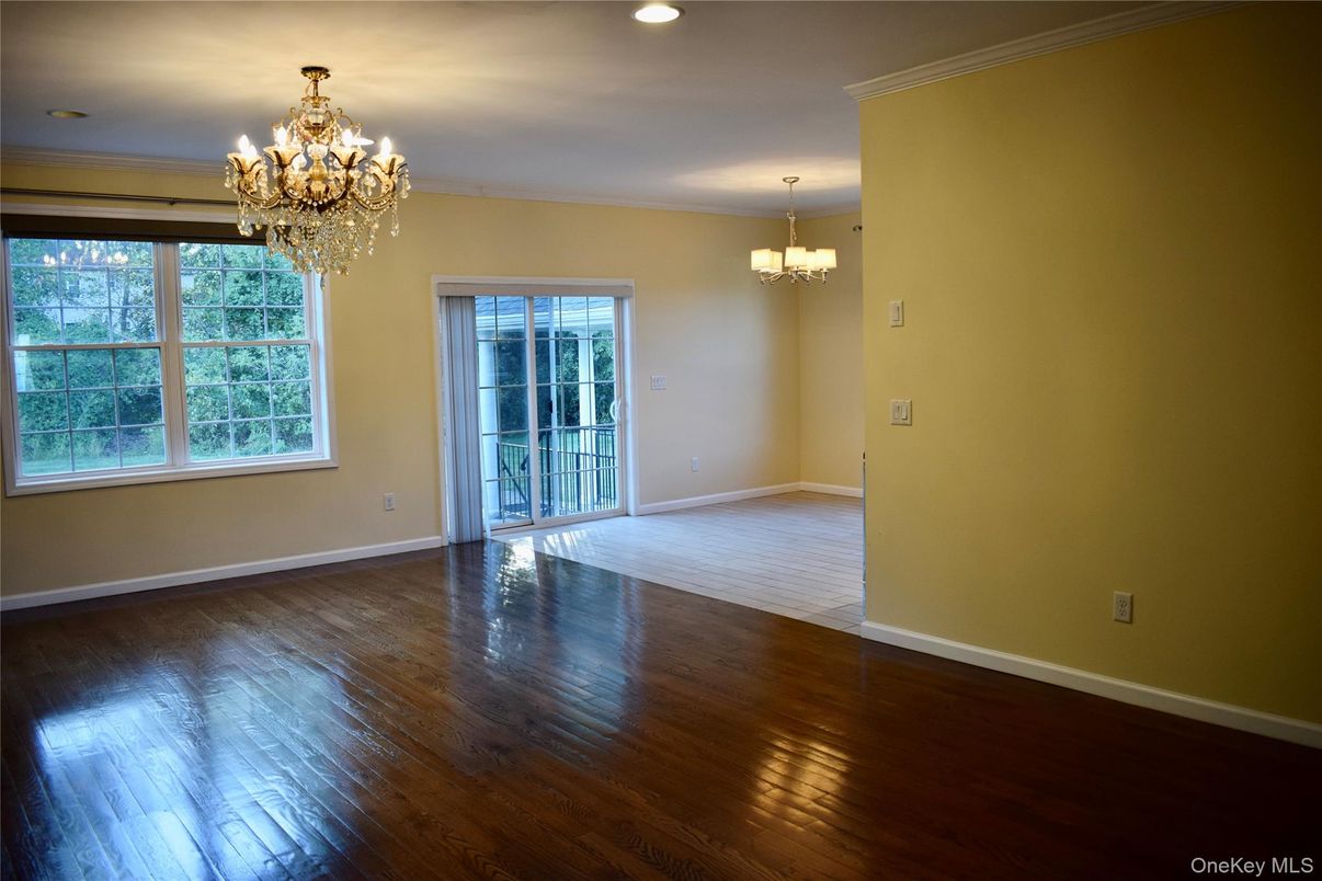 Chandelier, Empty room, Interior, Recessed Lighting, Wood Texture Flooring