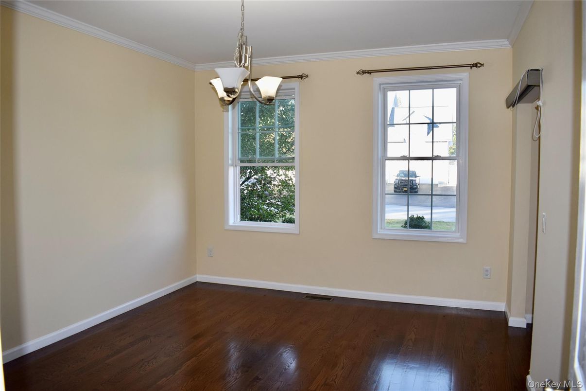 Empty room, Interior, Pendant Lights, Wood Texture Flooring
