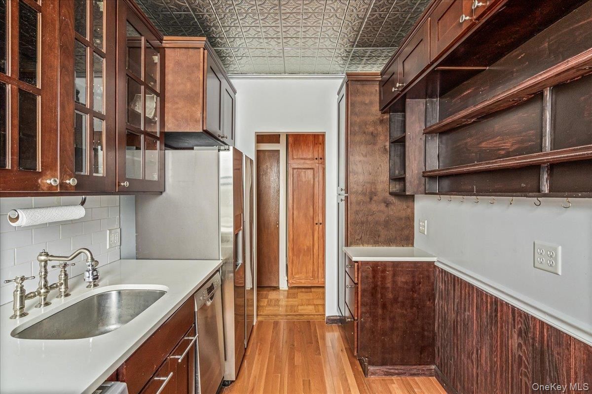 Interior, Kitchen, Wood Texture Flooring