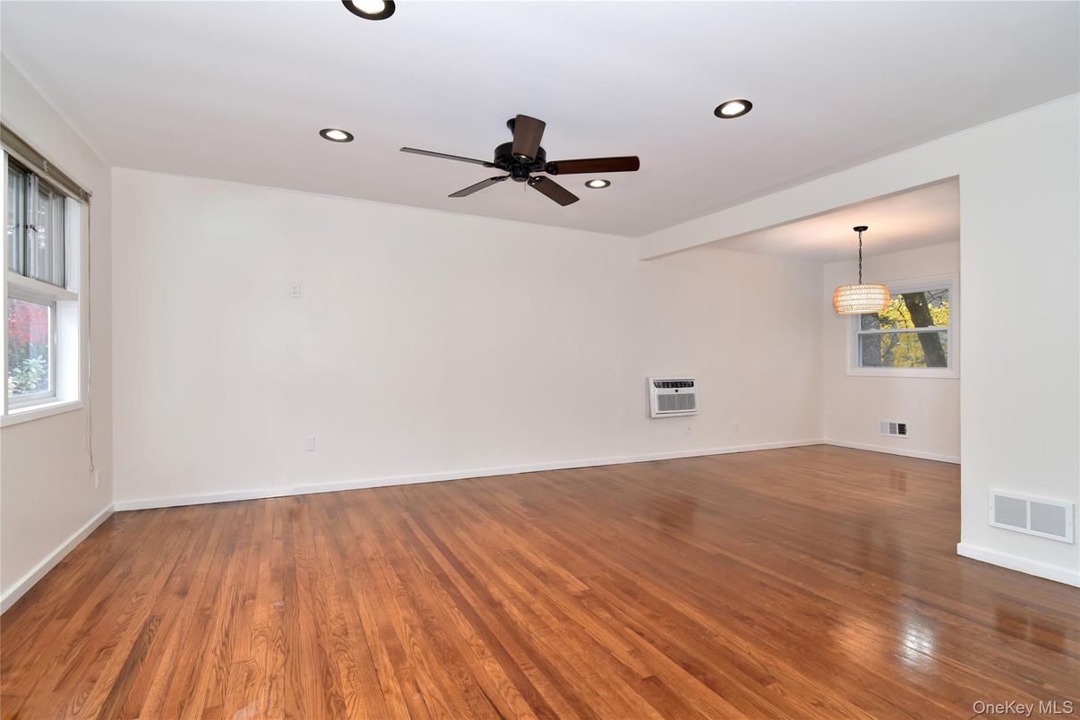 Chandelier, Empty room, Interior, Recessed Lighting, Wood Texture Flooring