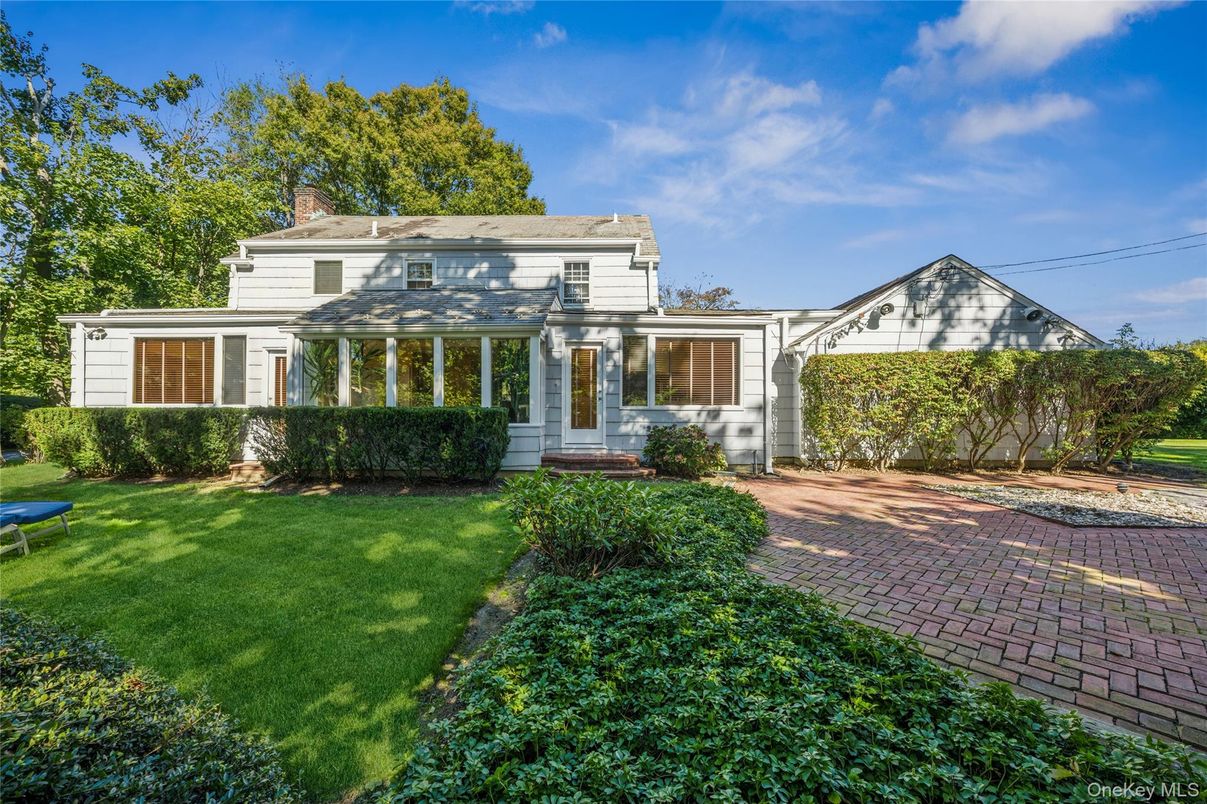 Backyard, Exterior, Facade, Modern