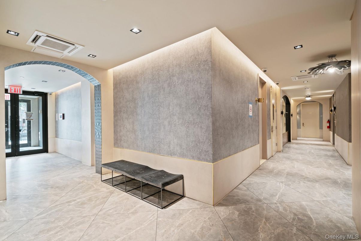 Interior, Recessed Lighting