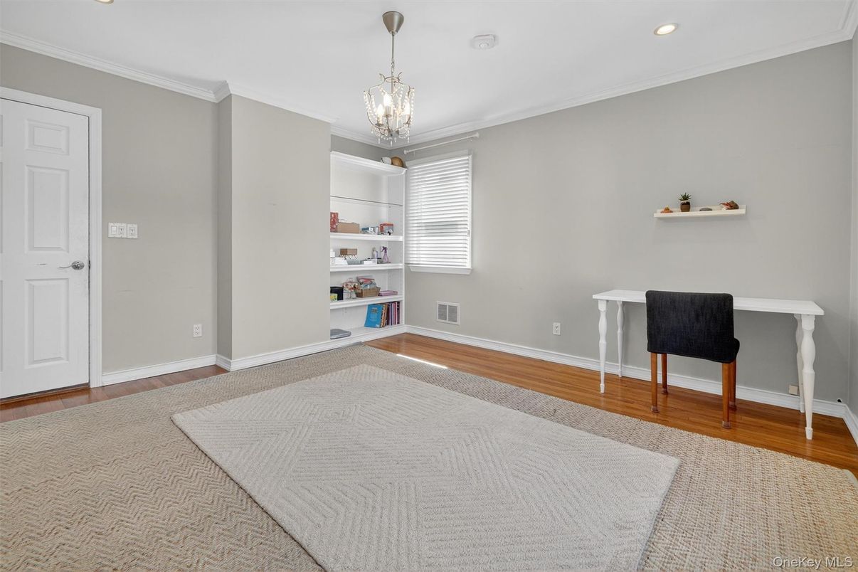 Home Office, Interior, Pendant Lights, Recessed Lighting, Wood Texture Flooring