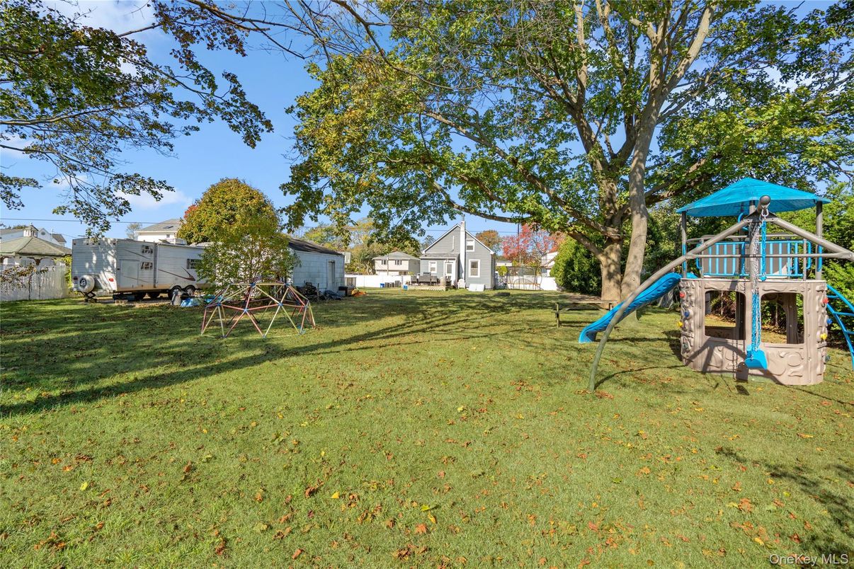 Backyard, Exterior, Playground