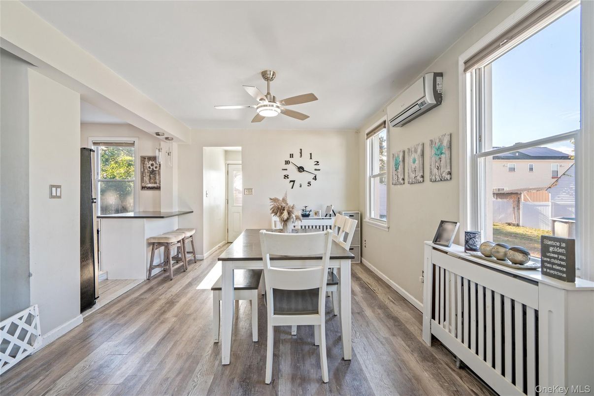 Dining room, Interior, Wood Texture Flooring