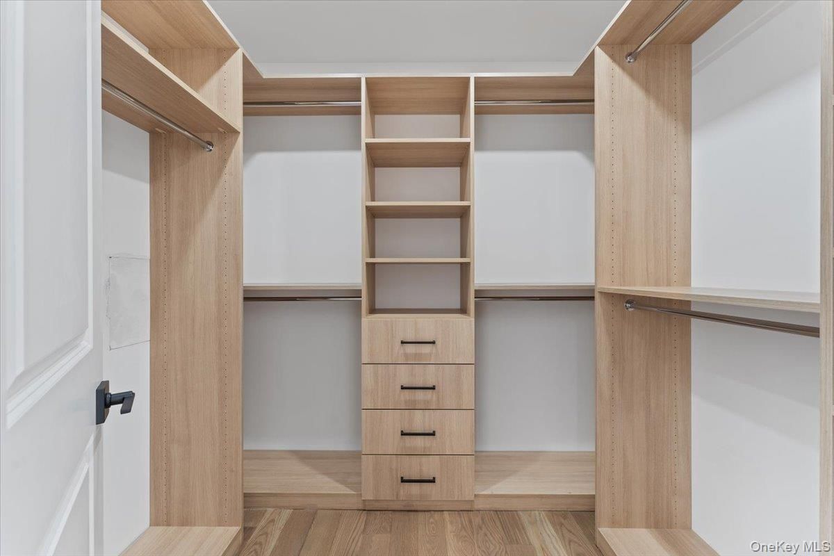 Interior, Walk-in Closets, Wood Texture Flooring