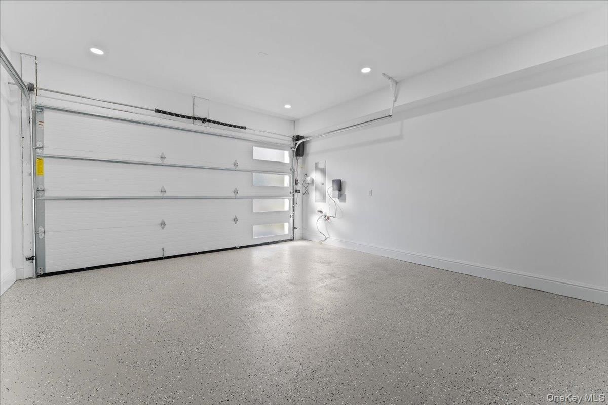 Garage, Interior, Recessed Lighting