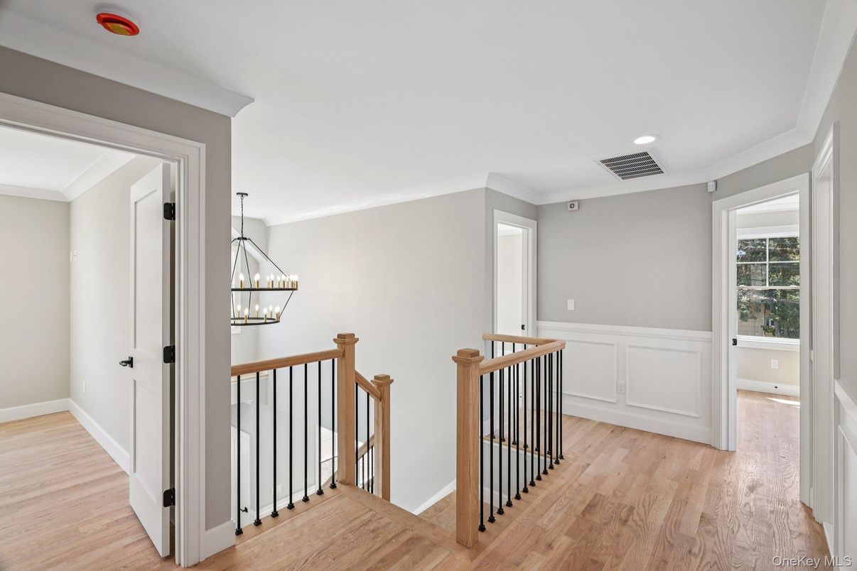 Chandelier, Interior, Recessed Lighting, Wood Texture Flooring