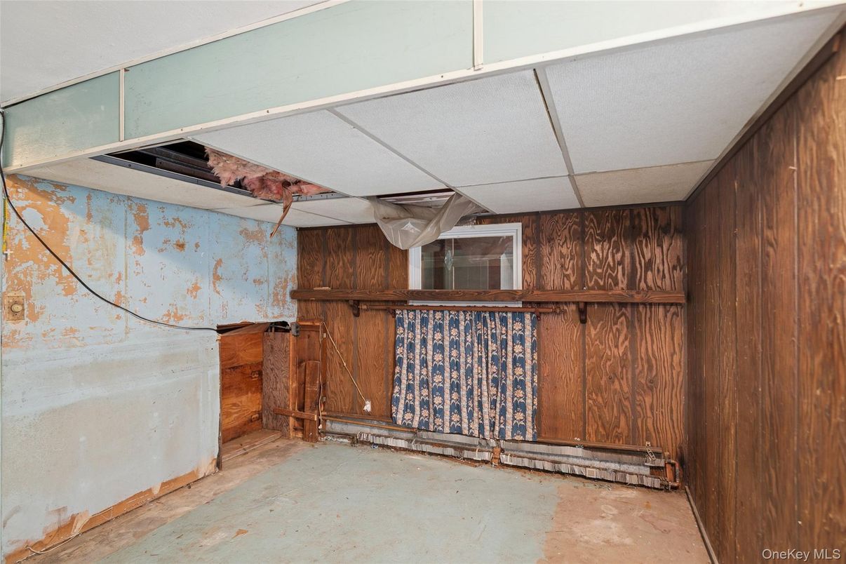 Interior, Wooden Walls