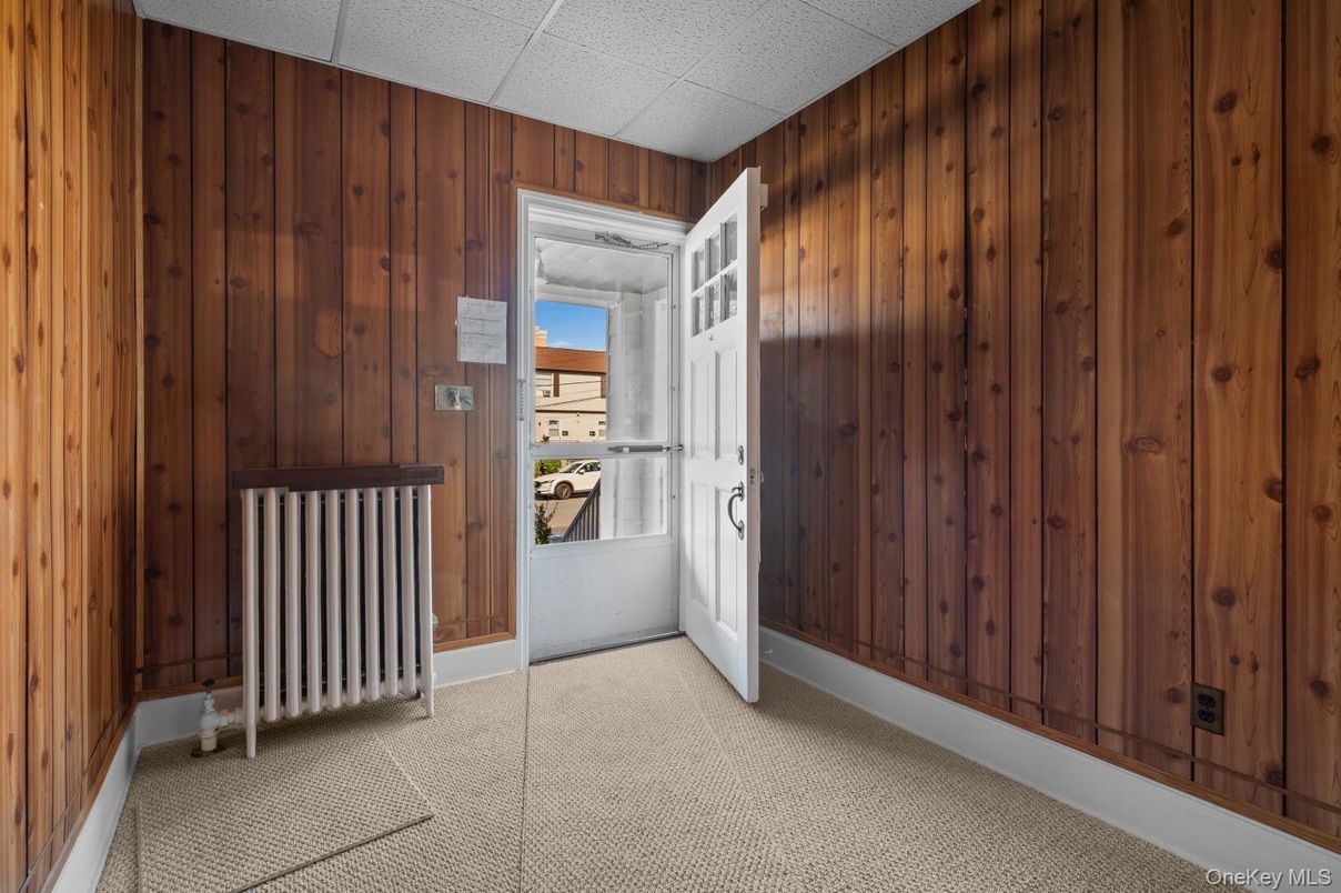 Empty room, Interior, Wooden Walls
