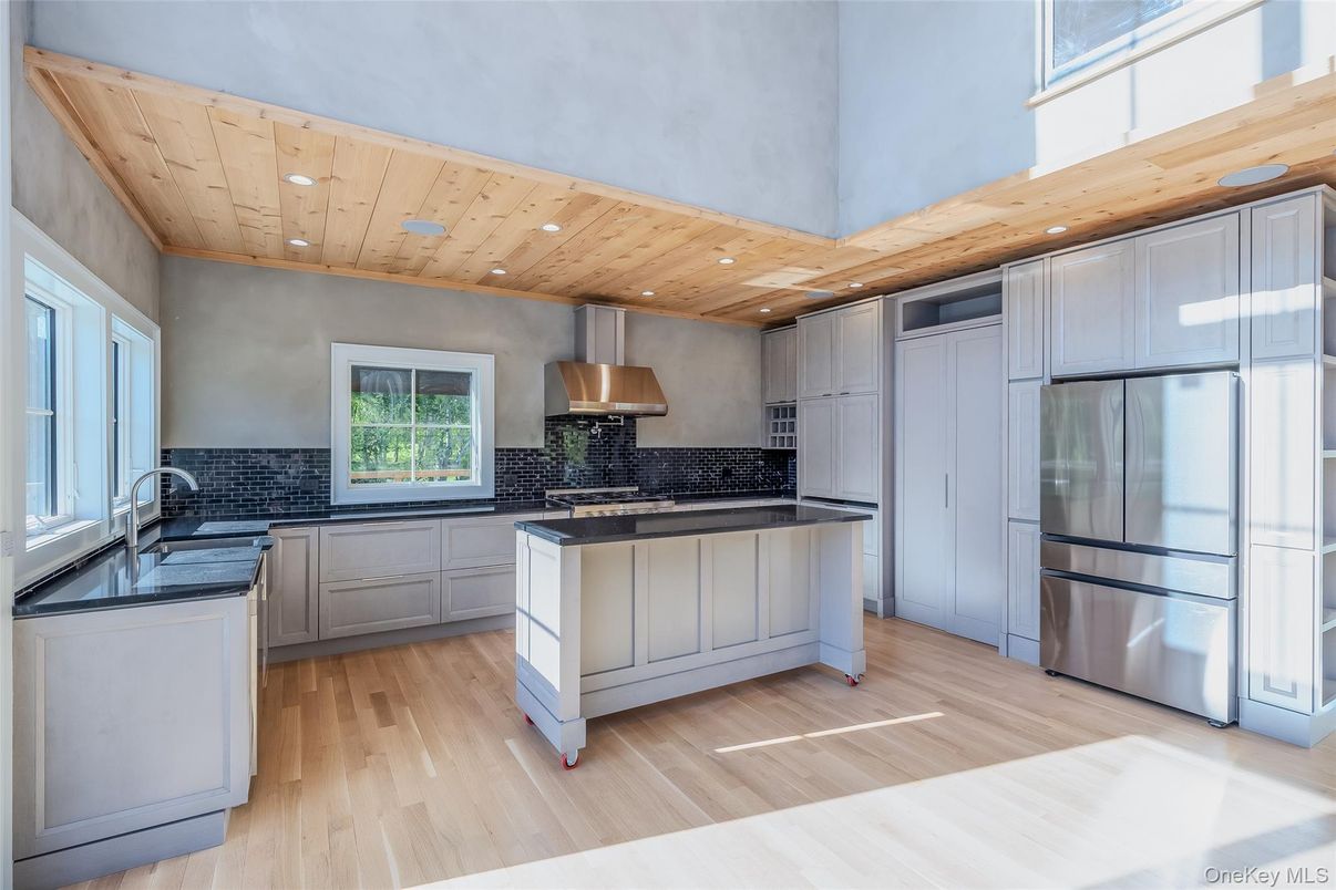 Interior, Kitchen, Recessed Lighting, Stainless Steel Appliances, Wooden Ceilings, Wood Texture Flooring
