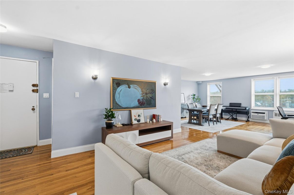 Dining room, Interior, Living room, Wood Texture Flooring