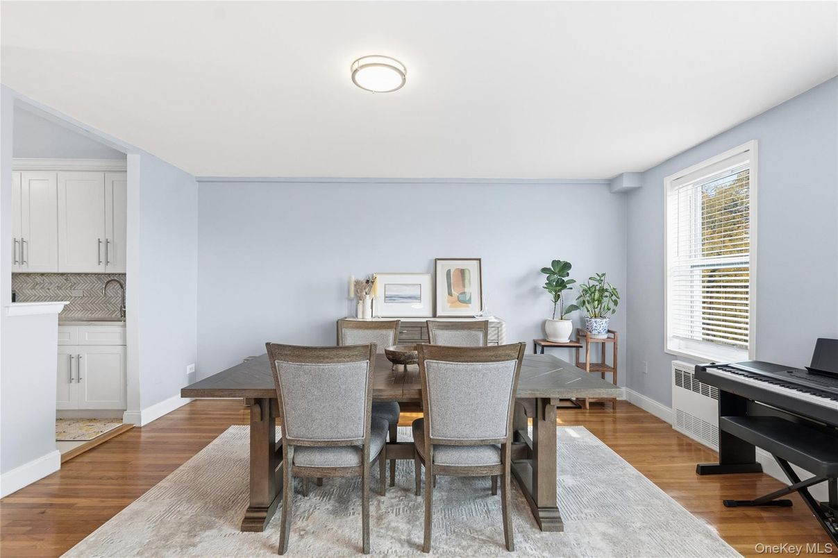 Dining room, Interior, Piano, Wood Texture Flooring