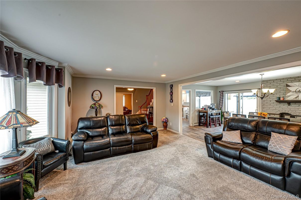 Dining room, Interior, Living room, Recessed Lighting, Stone Walls