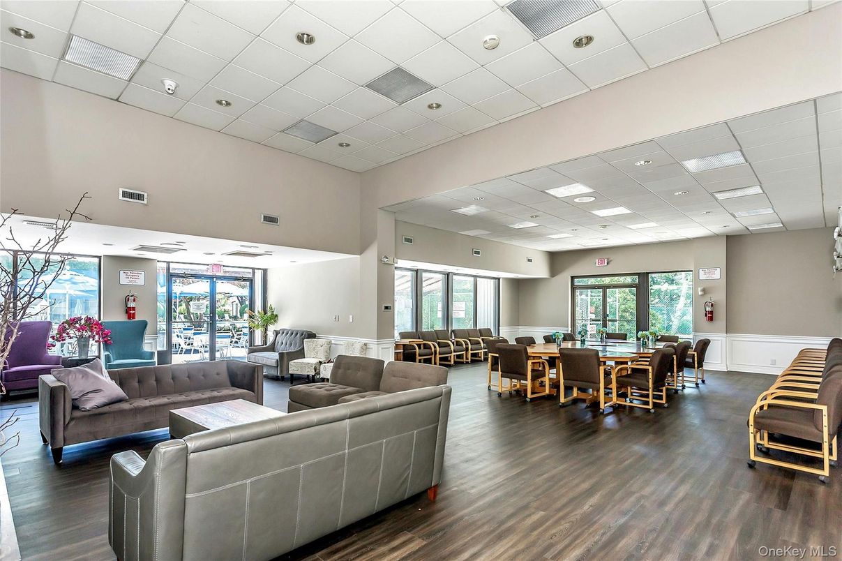 Dining room, Interior, Living room, Recessed Lighting, Wood Texture Flooring