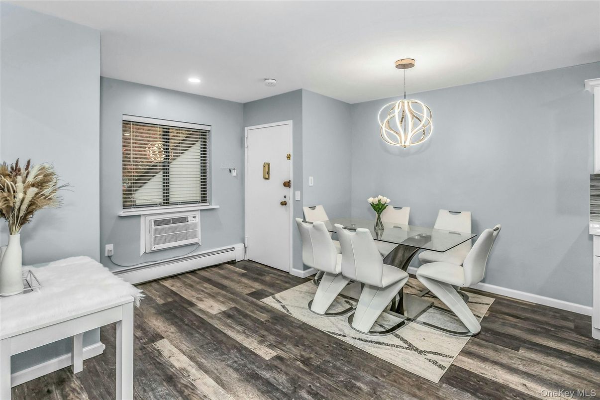Dining room, Interior, Pendant Lights, Recessed Lighting, Wood Texture Flooring