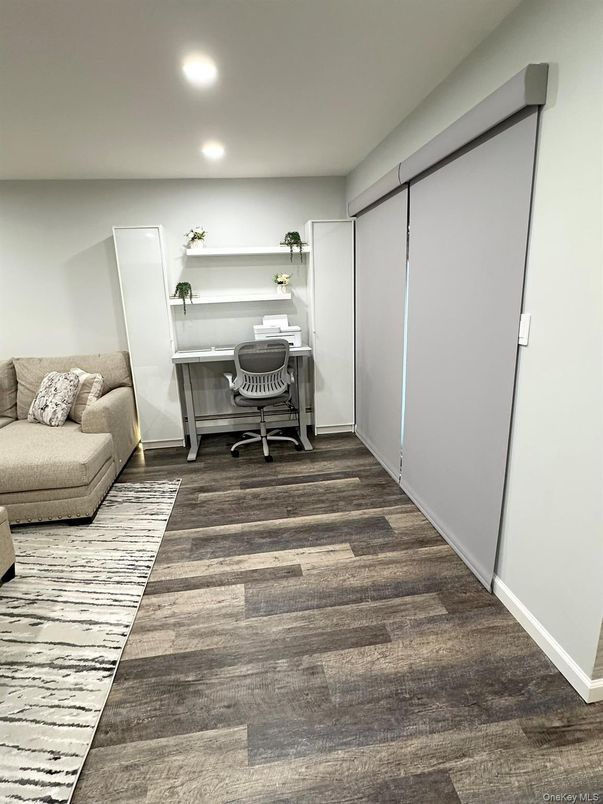 Home Office, Interior, Recessed Lighting, Wood Texture Flooring