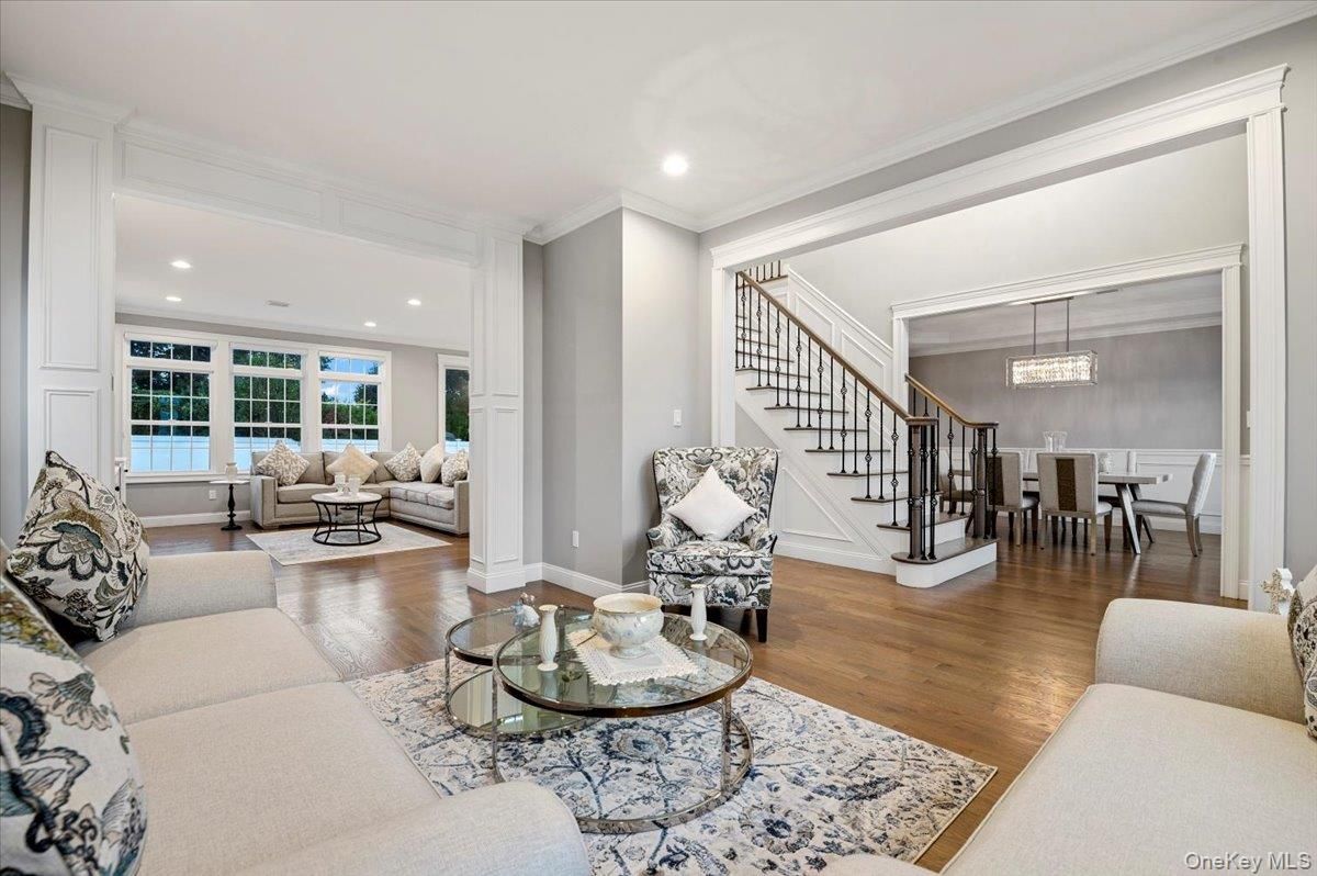 Chandelier, Dining room, Interior, Living room, Pendant Lights, Recessed Lighting, Wood Texture Flooring