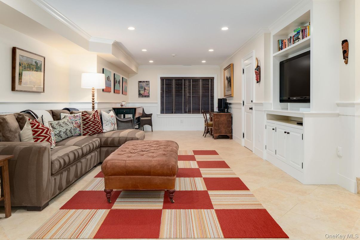 Interior, Living room, Recessed Lighting
