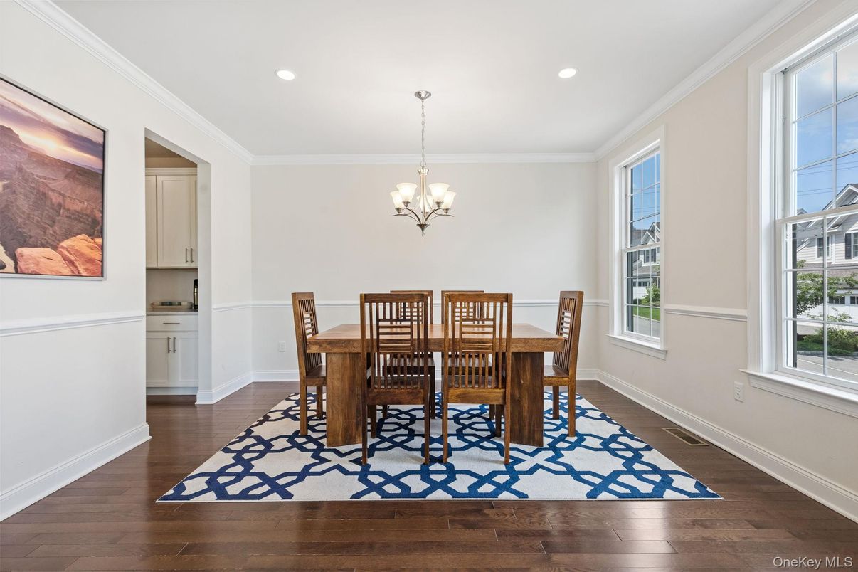 Chandelier, Dining room, Interior, Recessed Lighting, Wood Texture Flooring