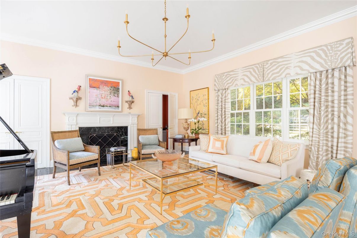 Chandelier, Fireplace, Interior, Living room