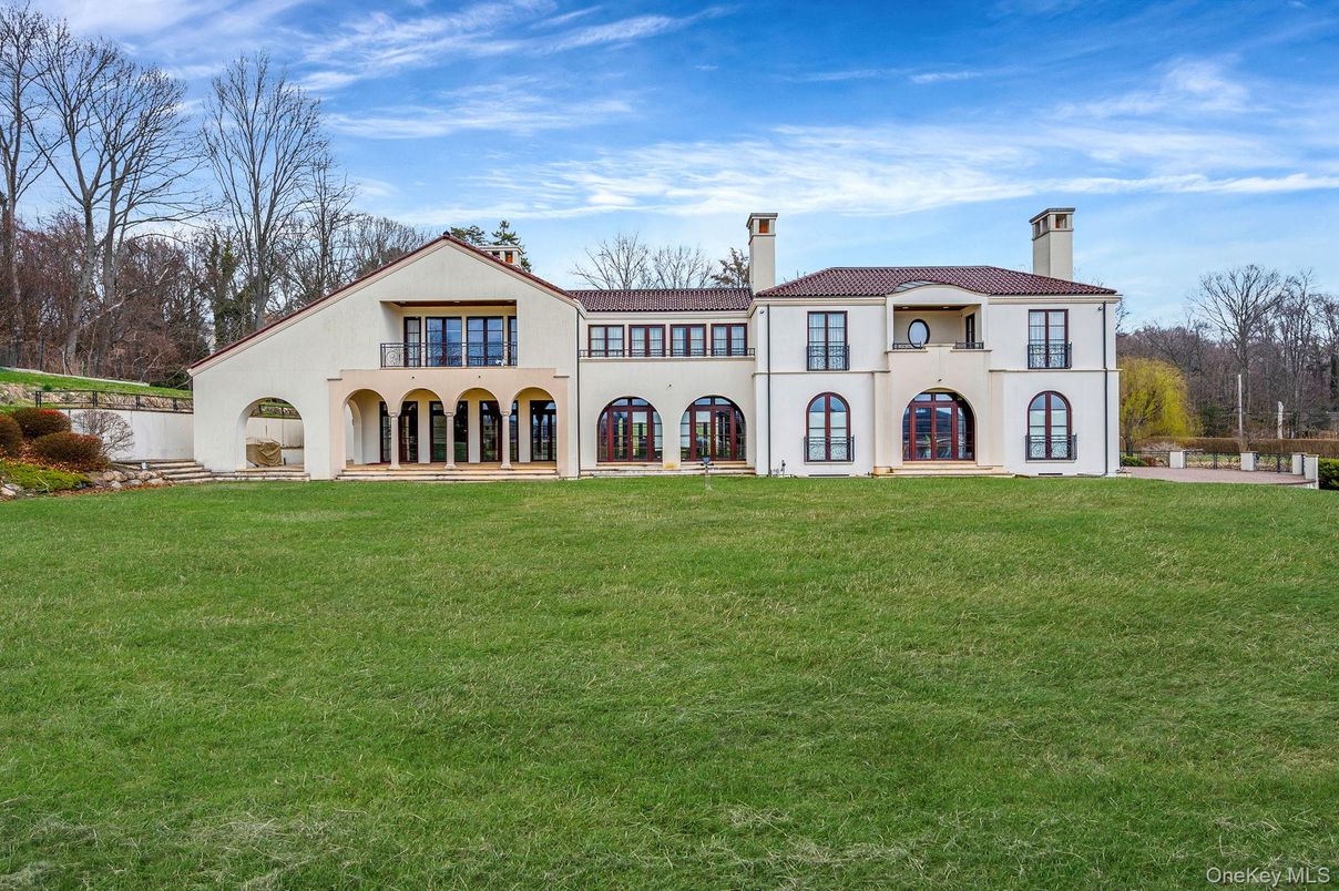 Backyard, Exterior, Facade, Spanish Mediterranean