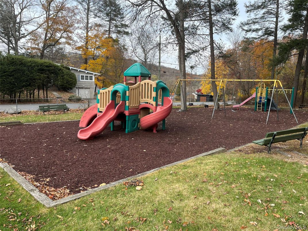 Backyard, Exterior, Playground