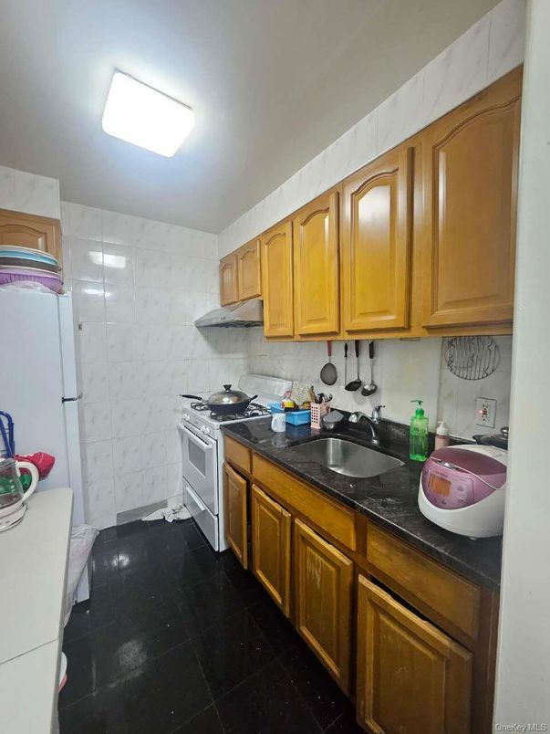 Interior, Kitchen, Marble Walls