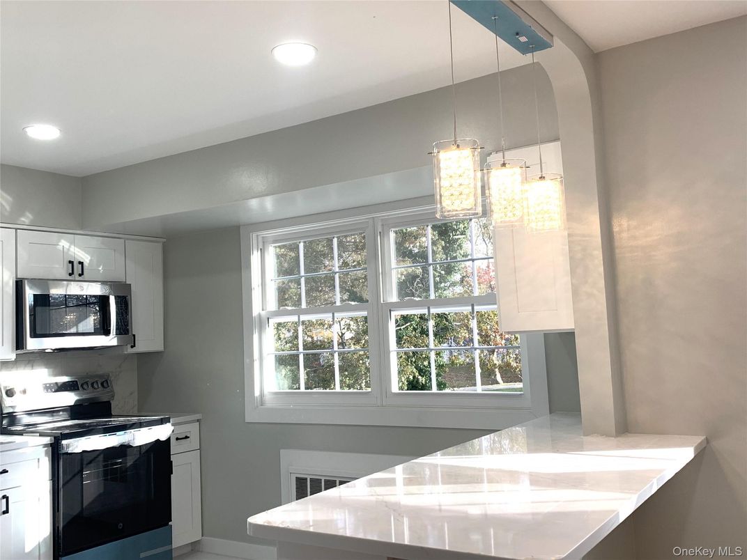 Interior, Kitchen, Pendant Lights, Recessed Lighting