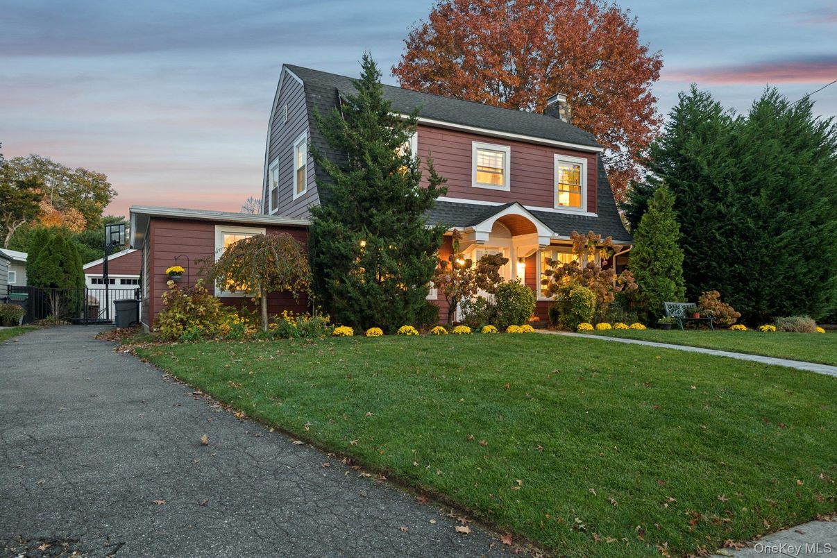 Backyard, Exterior, Facade, Georgian