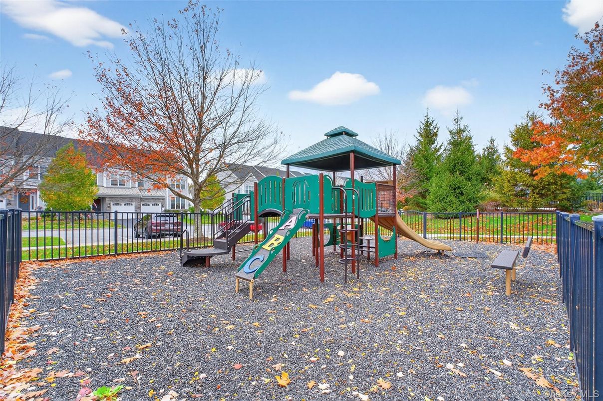 Backyard, Exterior, Playground