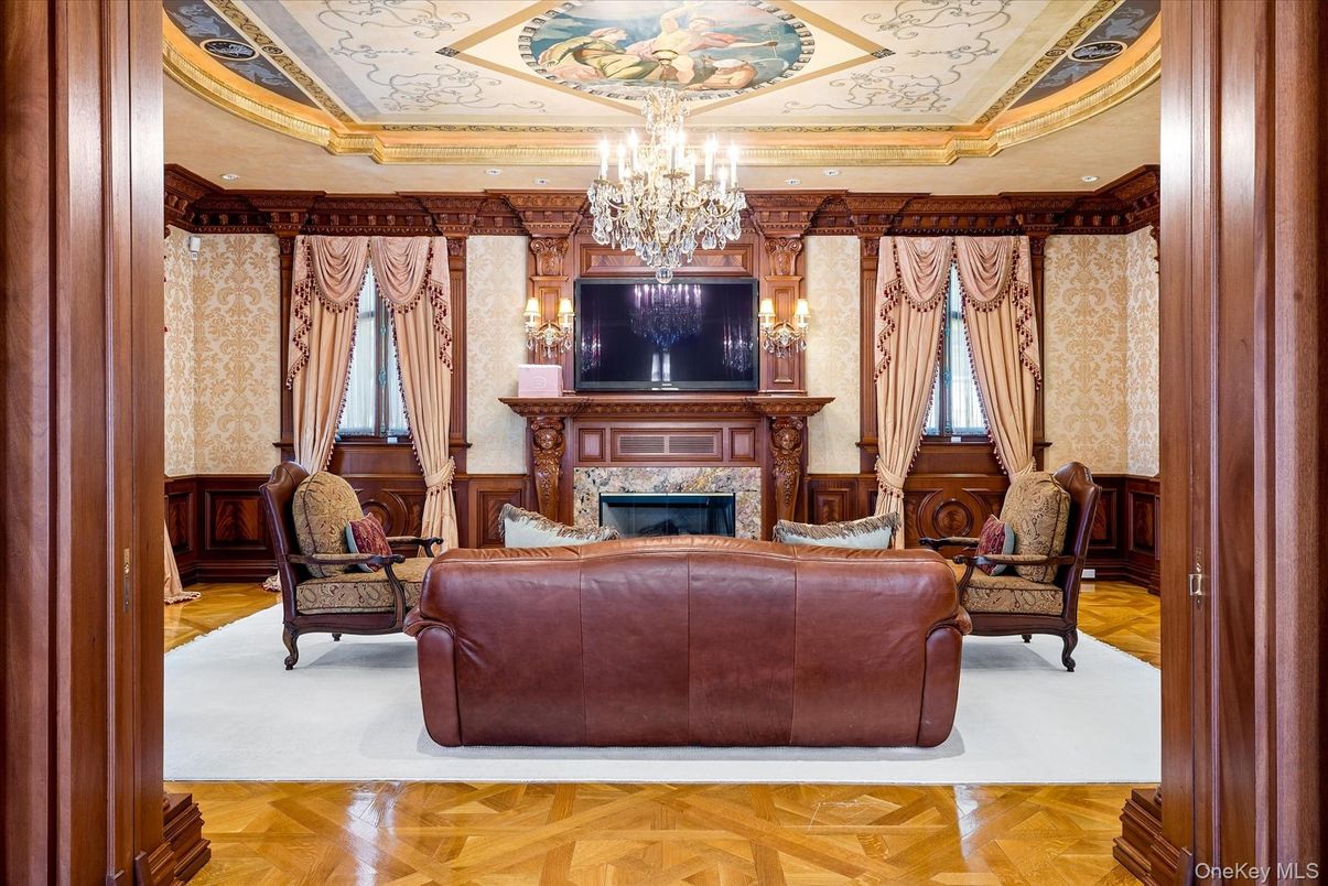 Chandelier, Fireplace, Interior, Wood Texture Flooring