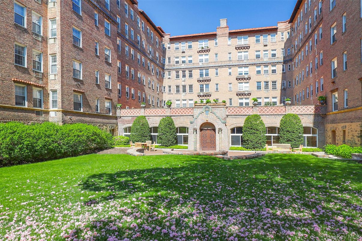 DE Listing image placeholder