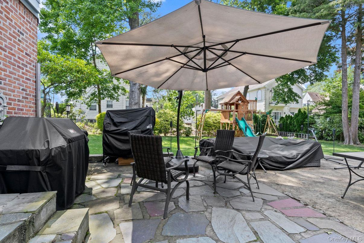 Exterior, Playground