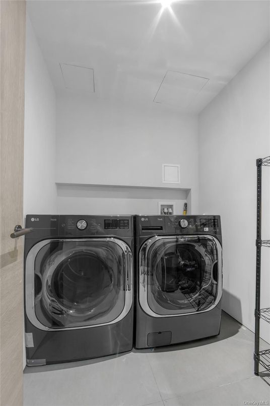 Interior, Washer