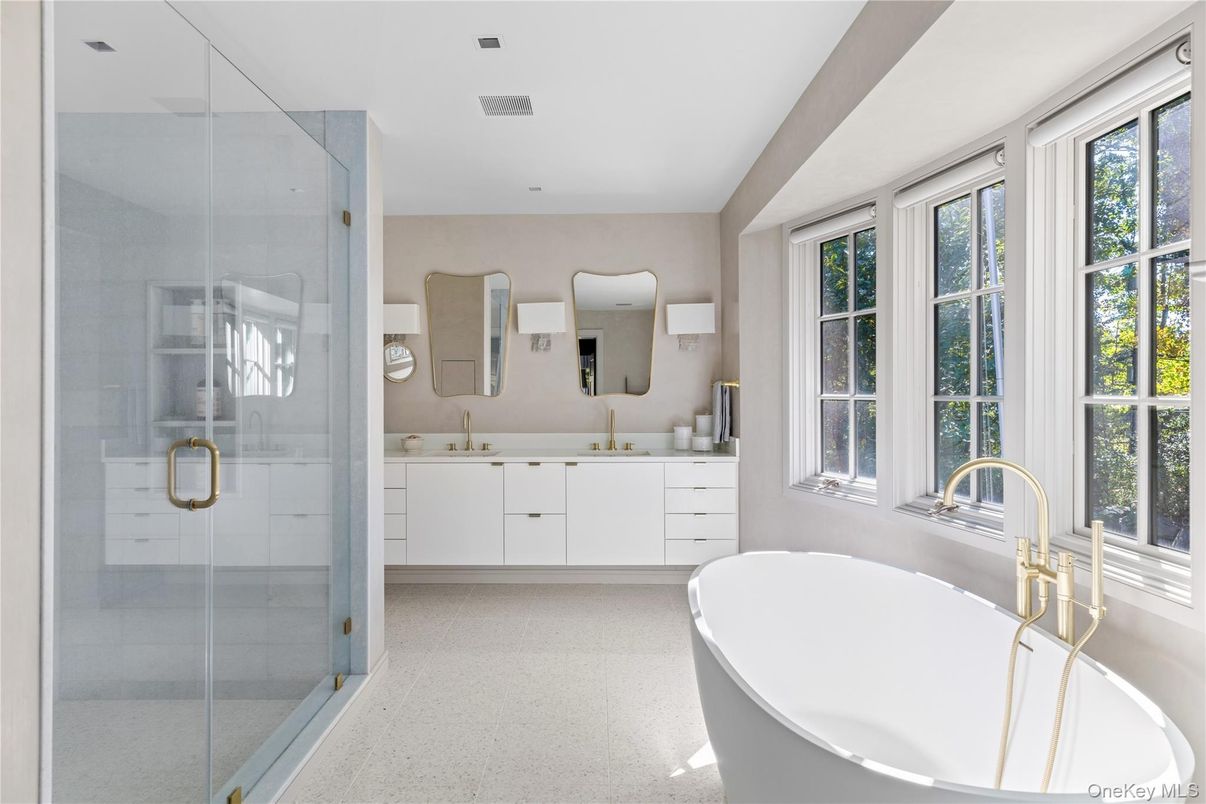 Bathroom, Dual Sink Vanities, Free Standing Baths, Glass Shower, Interior, Recessed Lighting