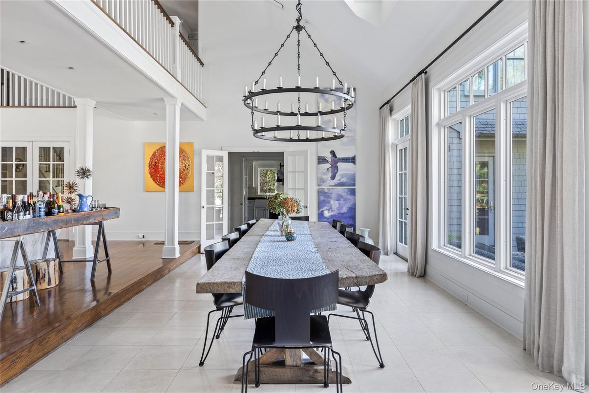 Chandelier, Dining room, Interior, Pendant Lights