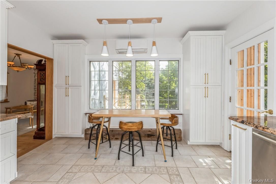 Interior, Pendant Lights