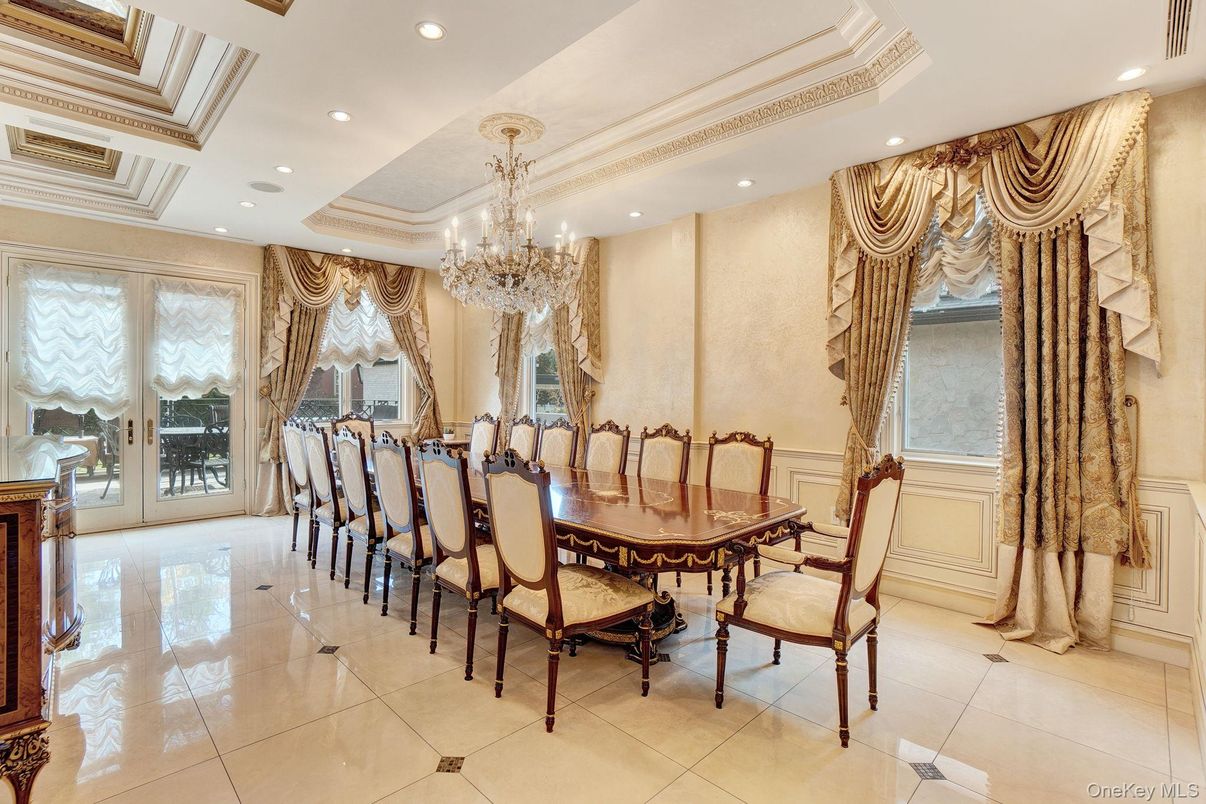 Chandelier, Dining room, Interior, Recessed Lighting