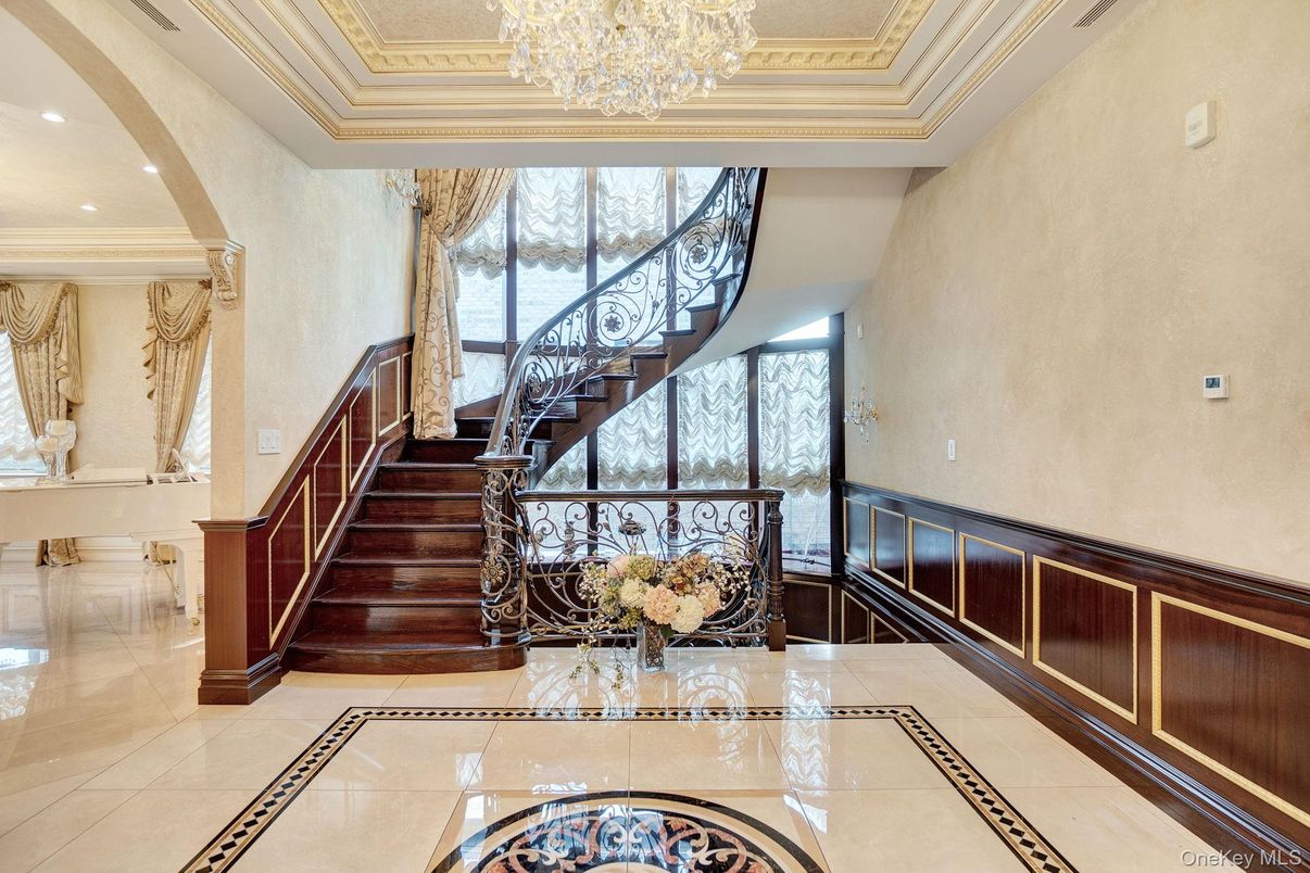 Chandelier, Interior, Recessed Lighting