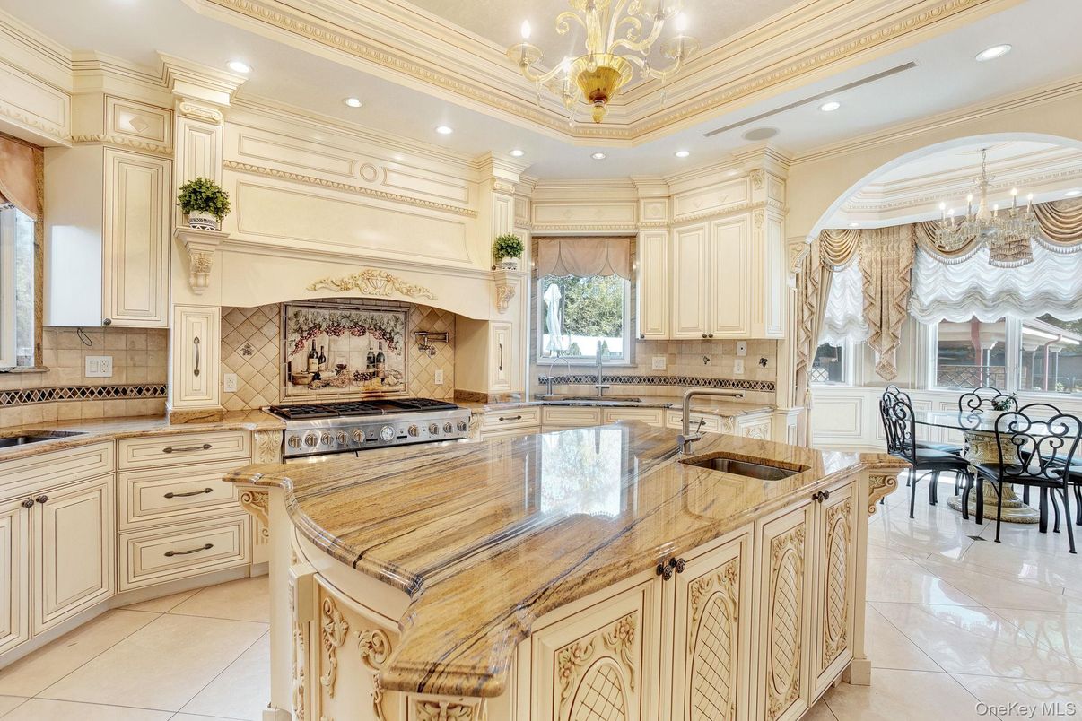 Chandelier, Dining room, Interior, Kitchen, Recessed Lighting