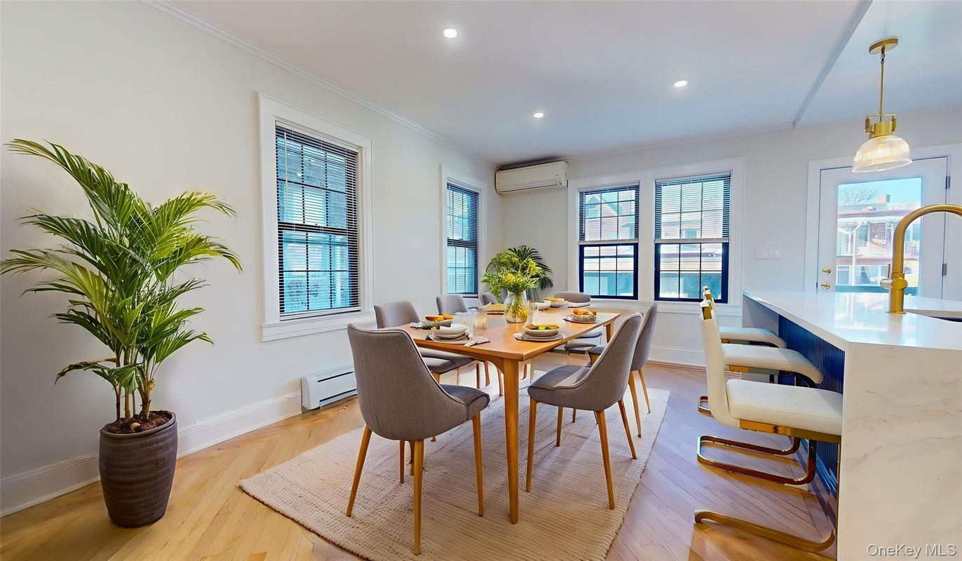 Dining room, Interior, Pendant Lights, Recessed Lighting, Wood Texture Flooring