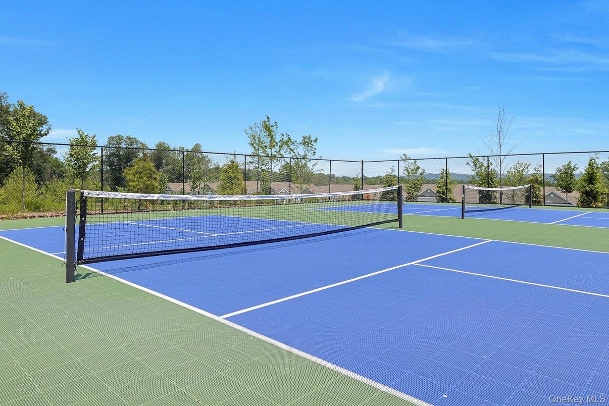 Exterior, Tennis Courts