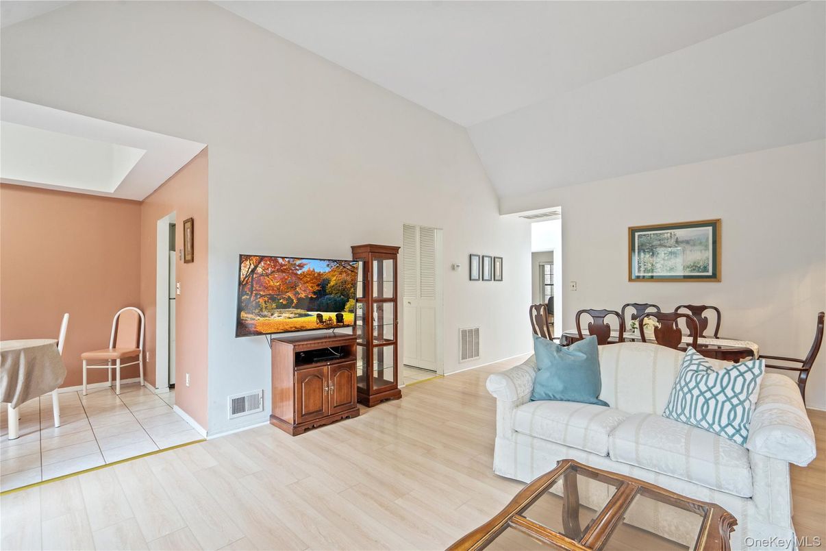 Dining room, Interior, Living room, Wood Texture Flooring