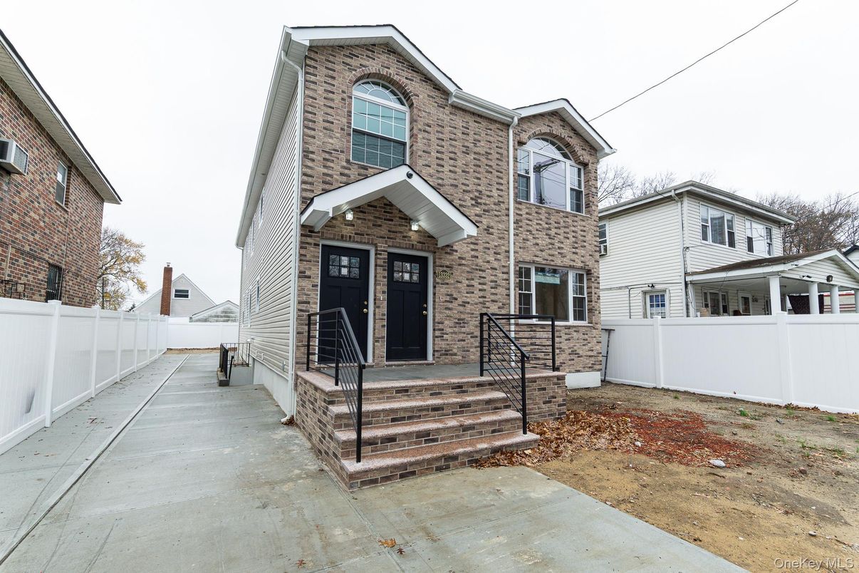 Exterior, Facade, Brick Facade, Brick Traditional