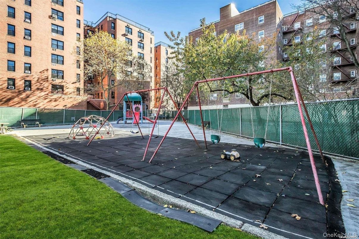 Backyard, Exterior, Playground