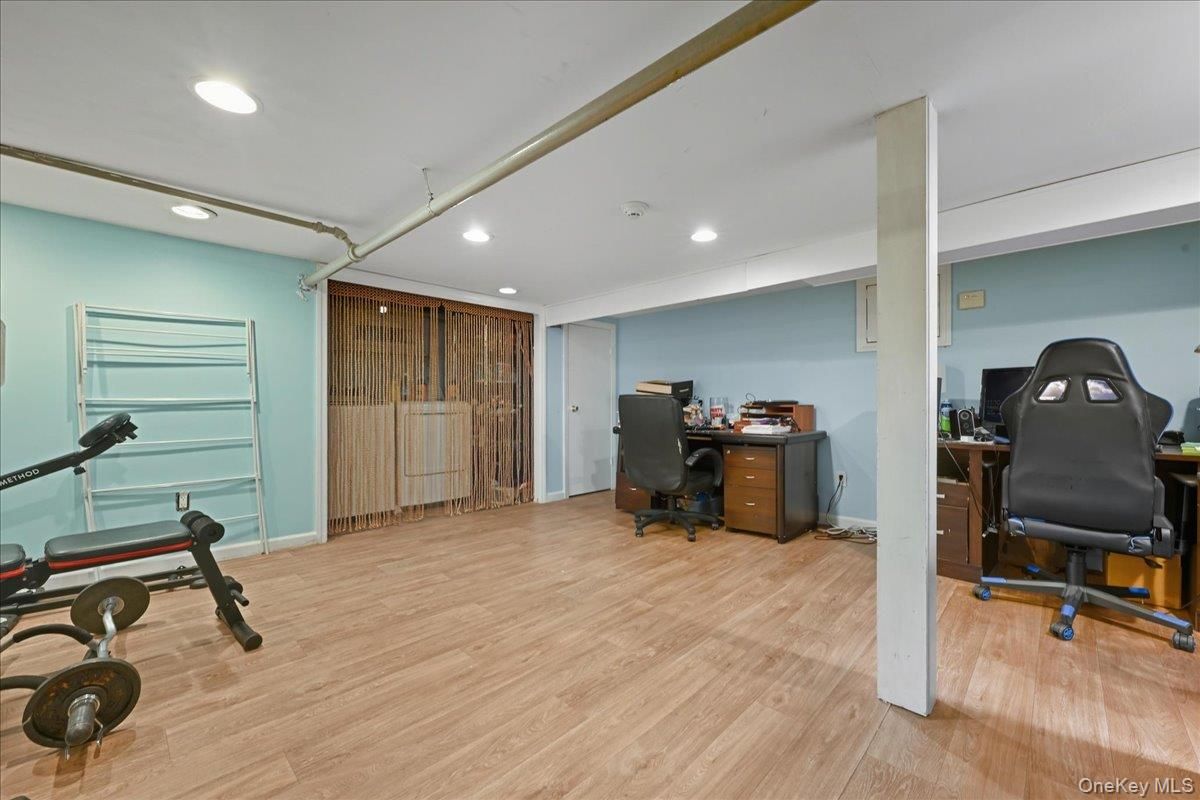 Fitness Equipment, Home Office, Interior, Recessed Lighting, Wood Texture Flooring