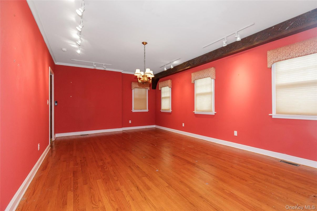 Chandelier, Empty room, Interior, Wood Texture Flooring