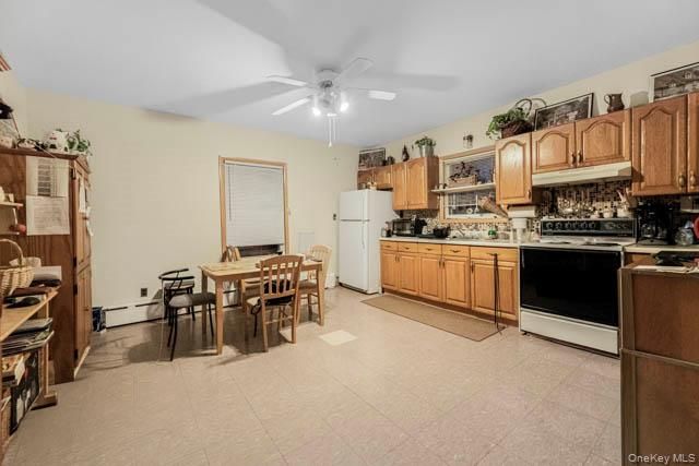 Dining room, Interior, Kitchen